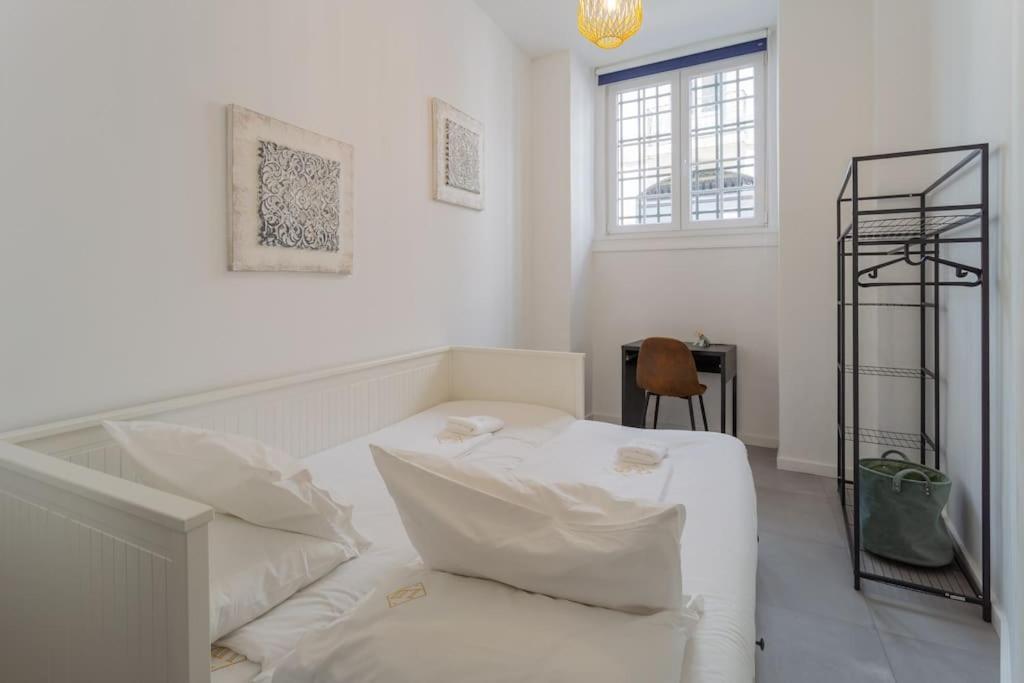 Unique & Super Aircon & Lift Apartment Lissabon